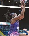 Six of the best as Lightning see off Thunder39