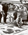 Street artist delighted the crowds with her drawings18