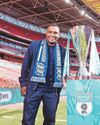 'Starstruck' Morrison puts legend in picture52