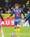 Lindelof defends decision to give fans the thumbs up after booing incident28