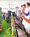 मुख्यमंत्री ने दिखाई सौ से अधिक 'देवी ई-बसों' को हरी झंडी15