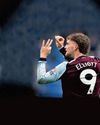 ELLIOTT HAPPY TO PLAY THE VILLAN78