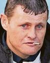 Man 'stabbed in face after 3 attackers held him to ground'8
