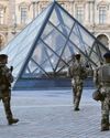 Museums tighten up security after Louvre disaster17