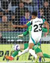 Magpies peck Foxes, step up UCL chase Magpies peck Foxes, step up UCL chase43