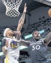No Curry, no hope! Wolves oust Warriors No Curry, no hope! Wolves oust Warriors