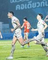 Last-gasp strike takes Lamphun to final42