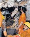 Search goes on after Pakistan building collapse kills 1413
