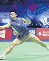 Kunlavut stays on course to defend world crown32