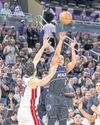 Magic set up Cup fight with red-hot Knicks Magic set up Cup fight with red-hot Knicks34
