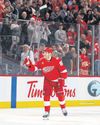 Kane scores 500th goal in Wings' win over Canucks37
