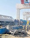 32 perish in train tragedy3