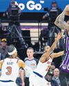 Knicks lose game to Kings, star to injury36
