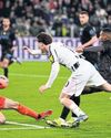 Juventus deal a hammer blow to Napoli title defence30