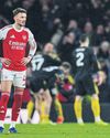 Arsenal on the edge as race heats up Arsenal on the edge as race heats up32