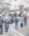 Citizens cast vote in snow-hit snap election12