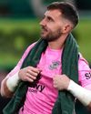 FOREST PATH HAS SMITH WALKING TALL WITH HIBEES64