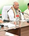 Kharge urges discipline, unity at Congress meet31