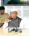 Guv holds meeting in Alwar to review welfare schemes Guv holds meeting in Alwar to review welfare schemes