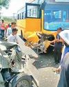 Chomu: School bus-jeep collide, 6 students hurt6