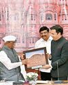 Governor calls for transparent delivery of welfare schemes19