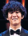 "'Remarkable' pianist, 17, wins BBC's young musician contest