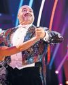 Evans 'sorry' for sexual remark on Strictly tour