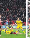 Piroe piledriver caps comeback to push Leeds clear at top