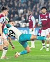 Guimarães rocks Hammers to give Newcastle timely lift