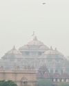 DRIZZLE FAILS TO IMPROVE 'SEVERE' AIR QUALITY