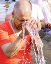 Yogi, cabinet ministers take holy dip at Sangam