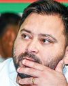 Truck rams into Tejashwi's convoy Truck rams into Tejashwi's convoy