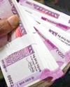 Cop suffers from chest pain after being caught taking bribe36