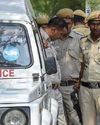 Househelp, jeweller held for Ashok Vihar gold theft11