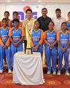 Cricket legend Sachin meets inspiring Blind World Cup champions Cricket legend Sachin meets inspiring Blind World Cup champions65