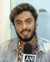 Saqib Ayub Teases Bigger Farzi Role Saqib Ayub Teases Bigger Farzi Role70
