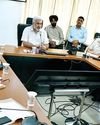राज्य में राजमार्गों पर फूलदार पौधे लगाने के पायलट प्रोजेक्ट की संभावना पर विचार किया जाए Aaj Samaaj