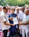 पेंशन बढ़ोतरी रोकने के वित्त अधिनियम के खिलाफ सैकड़ों पेंशनर्स ने डीसी ऑफिस पर किया प्रदर्शन Aaj Samaaj