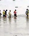 345 सडकें बंद, अब तक 137 की मौत, 34 लोग लापता 345 सडकें बंद, अब तक 137 की मौत, 34 लोग लापता2