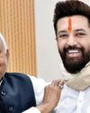 नीतीश कुमार ने चिराग पासवान को गले लगाकर दी जीत की बधाई नीतीश कुमार ने चिराग पासवान को गले लगाकर दी जीत की बधाई21