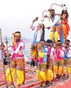 सेल्फी लेने का युवाओं में क्रेज, कलाकार जमा रहे ब्रहमसरोवर पर लोक संस्कृति का रंग8