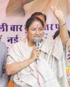 कंपनियों के सीएसआर फंड से दिल्ली की अन्य सड़कें भी सुधारी जाएंगीः रेखा गुप्ता कंपनियों के सीएसआर फंड से दिल्ली की अन्य सड़कें भी सुधारी जाएंगीः रेखा गुप्ता8