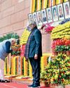 संसद पर आतंकी हमले की बरसी: शहीदों को पीएम मोदी सहित कई नेताओं ने दी श्रद्धांजलि संसद पर आतंकी हमले की बरसी: शहीदों को पीएम मोदी सहित कई नेताओं ने दी श्रद्धांजलि3