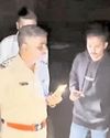 ड्राइवर सुनसान इलाके में ले जाकर करने लगा रेप की कोशिश ड्राइवर सुनसान इलाके में ले जाकर करने लगा रेप की कोशिश30