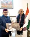 भारत की संसदीय विरासत पर आधारित शताब्दी प्रकाशन किया भेंट15