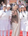 रेखा गुप्ता ने छत्रसाल स्टेडियम में फहराया राष्ट्रीय ध्वज, 2047 के विजन पर दिया जोर6