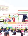 विभिन्न झांकियों में दिखी बदलते उत्तर प्रदेश की अद्भुत तस्वीरें21
