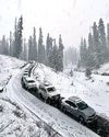 कश्मीर से लेकर हिमाचल-उत्तराखंड में फिर बर्फबारी, मैदानों में भी बदला मौसम1