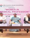 चिकित्सा क्षेत्र में महिलाओं का समर्पण देश के स्वास्थ्य तंत्र की रीढ़ः रेखा8