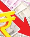 डॉलर के मुकाबले रुपया रिकॉर्ड निचले स्तर पर, टूटकर 92.37 तक गया33